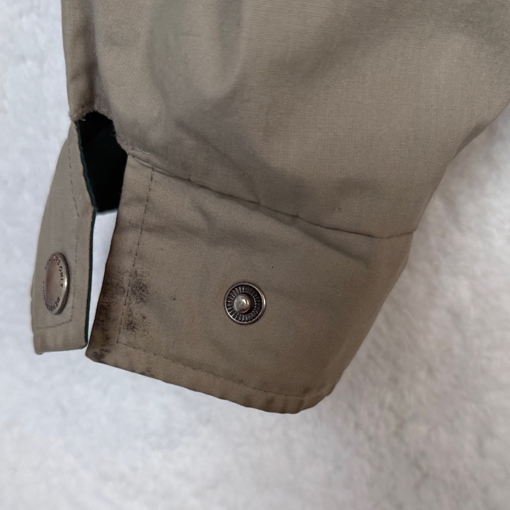 Vintage Members Only Men's Beige Jacket with Green Lining - Picture 12 of 14